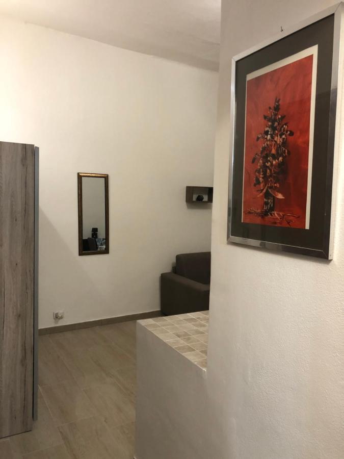 Civico 10 Apartment Sassari Bagian luar foto